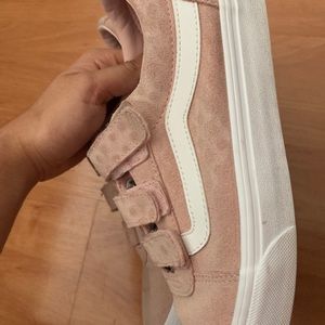 PINK VELCRO VANS